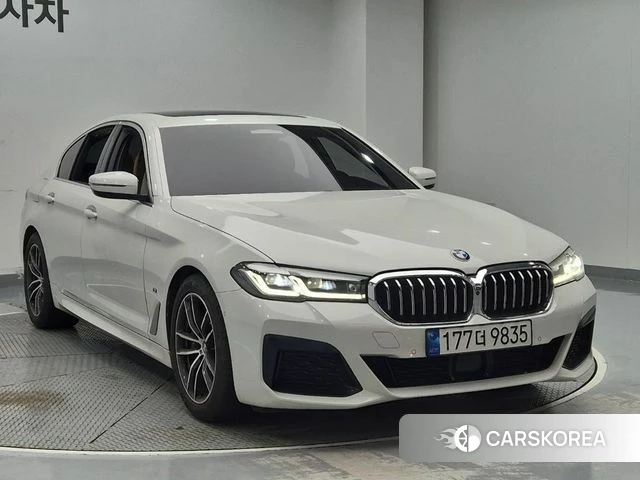 BMW 5 Series (G30) id 4635926 из Кореи 12