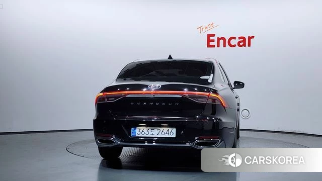 Hyundai The New Grandeur IG id 4489171 из Кореи 28