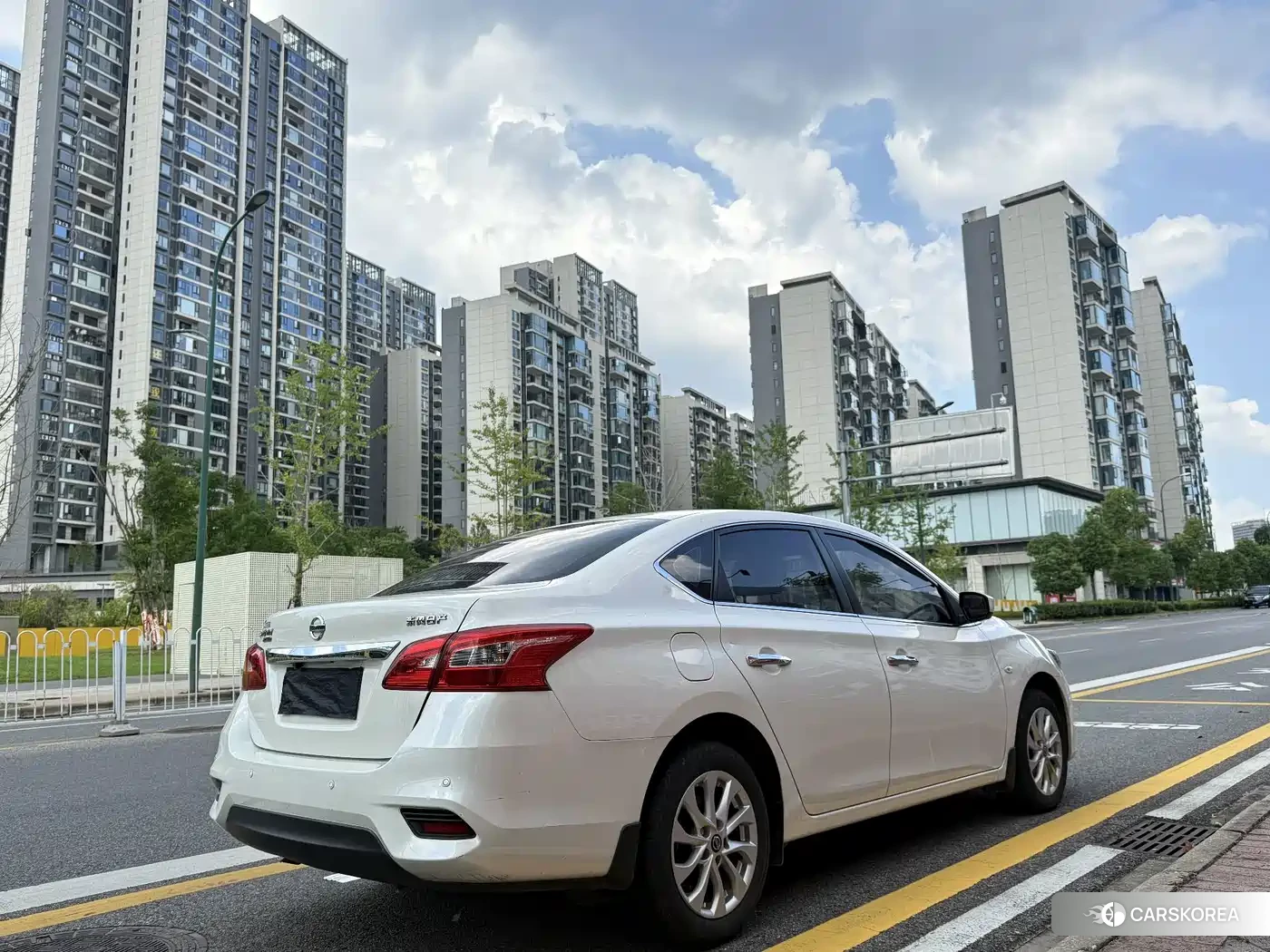 Nissan Sylphy 2023 Белый из Китая, фото 4