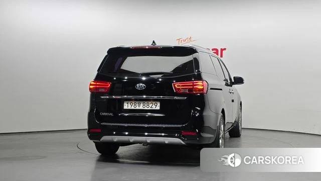 Kia The New Carnival id 3873336 из Кореи 14