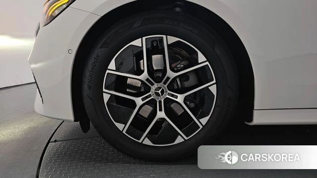 Mercedes-Benz E-Class W214 id 4456190 из Кореи 30