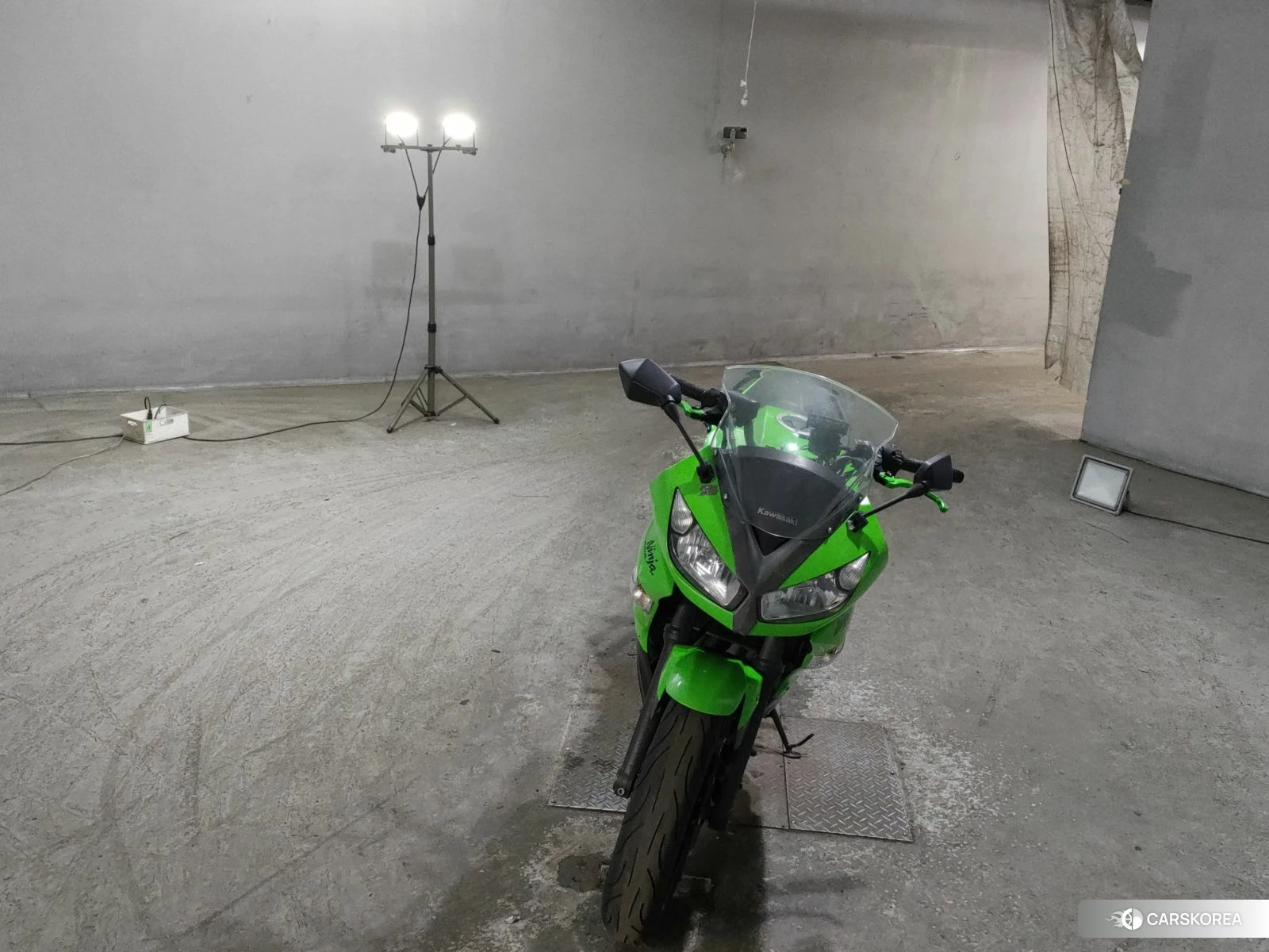 Kawasaki NINJA 400R 2011 из Японии, фото 3