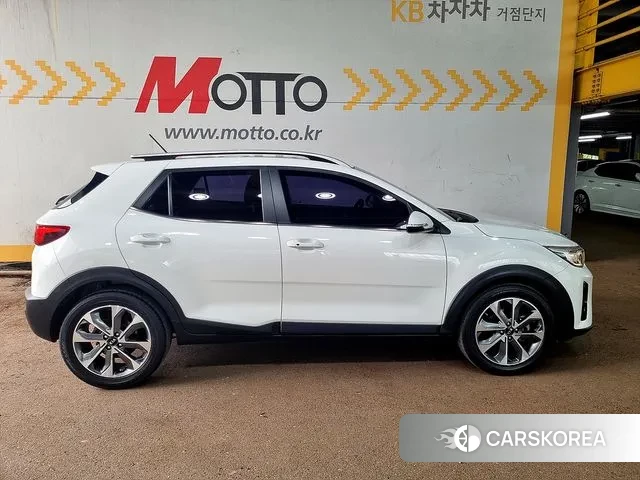 Kia Stonic id 3024839 из Кореи 14