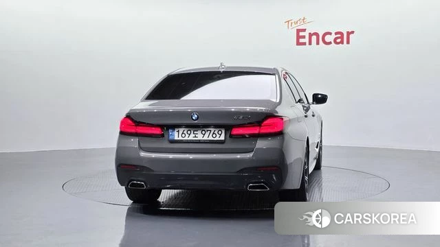 BMW 5 Series (G30) id 3860421 из Кореи 14