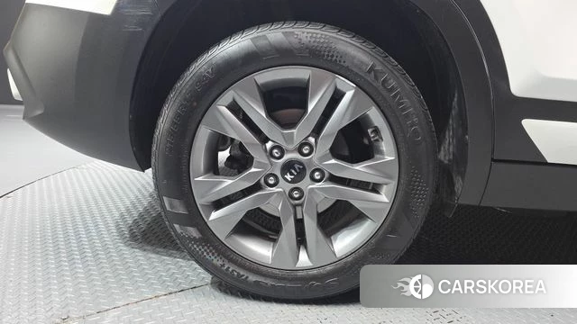 Kia Seltos id 4196137 из Кореи 26