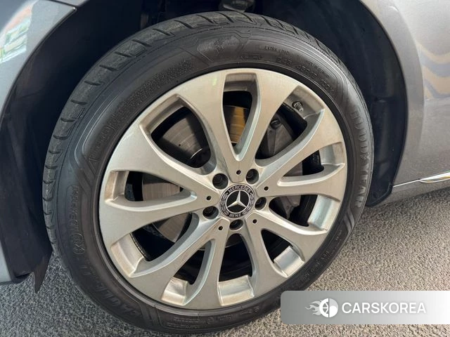 Mercedes-Benz E-Class W213 2018 Серый из Кореи, фото 4