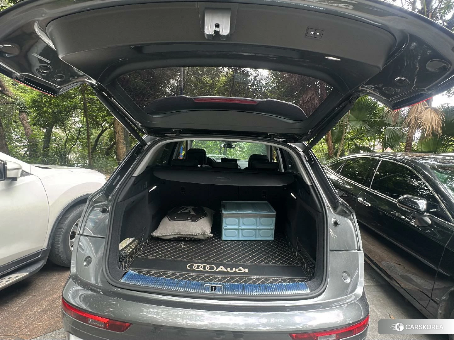 Audi Q5L id 4499032 из Китая 14