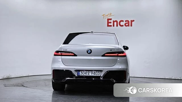 BMW 7 Series (G70) id 3891277 из Кореи 14