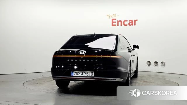 Hyundai Grandeur (GN7) id 4382283 из Кореи 14