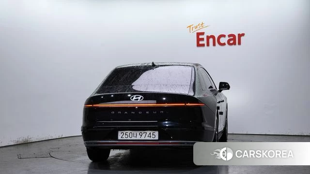 Hyundai Grandeur (GN7) id 3805409 из Кореи 14