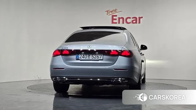 Mercedes-Benz E-Class W214 id 3624462 из Кореи 14