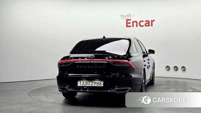 Hyundai The New Grandeur IG Hybrid id 4310257 из Кореи 26