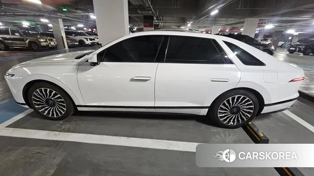 Hyundai Grandeur Hybrid (GN7) 2025 Белый из Кореи, фото 4