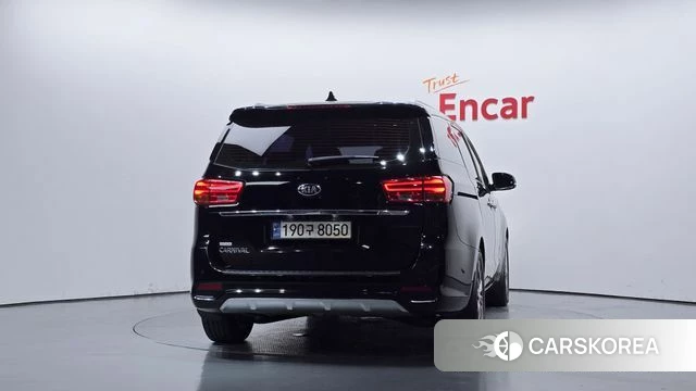 Kia The New Carnival id 4663024 из Кореи 14