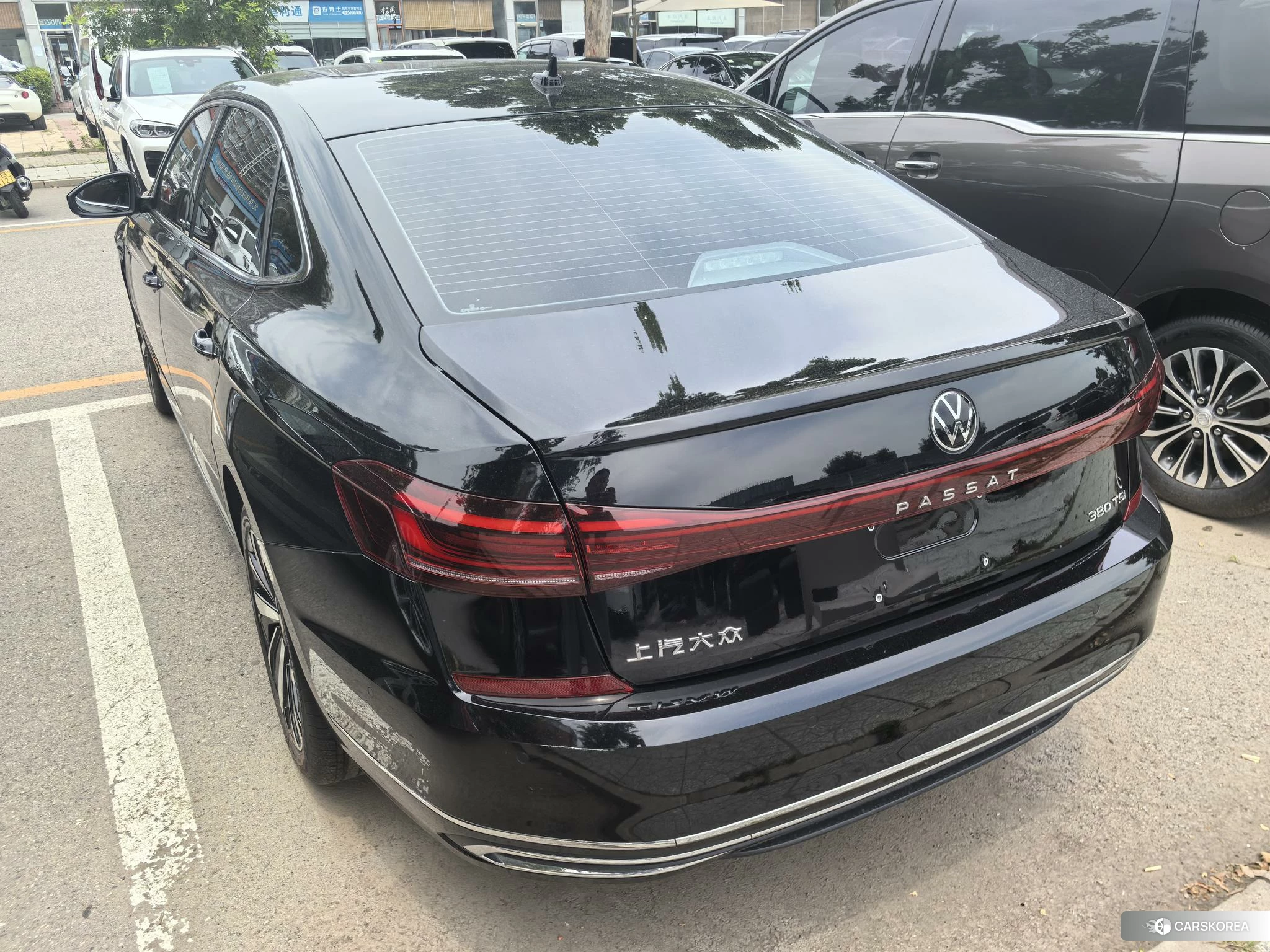 Volkswagen Passat id 4441309 из Китая 7