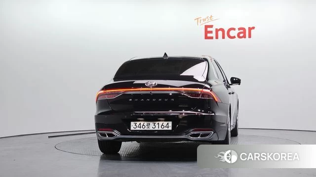 Hyundai The New Grandeur IG id 3884813 из Кореи 14