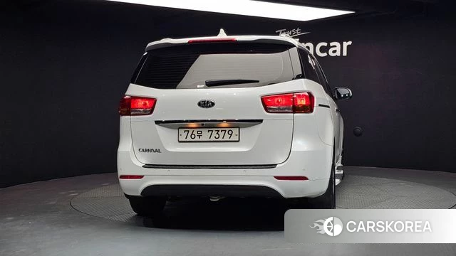 Kia All New Carnival id 3821114 из Кореи 14