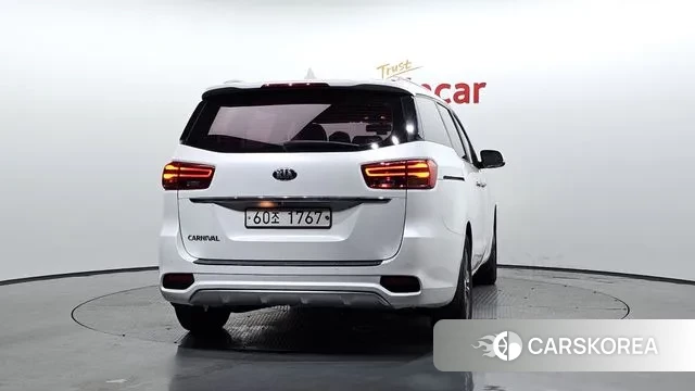 Kia The New Carnival id 3039439 из Кореи 14