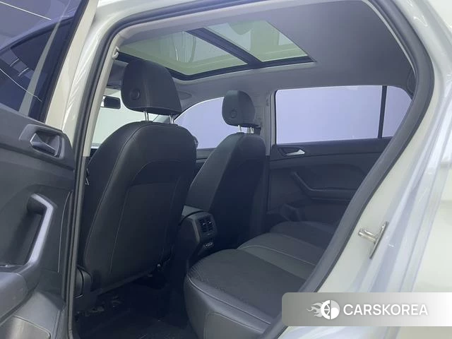 Volkswagen Exploring the shadow id 4218734 из Китая 10