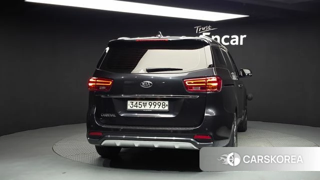 Kia The New Carnival id 4573987 из Кореи 24