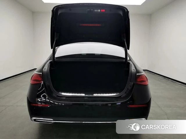 Mercedes-Benz E-class id 4348343 из Китая 14