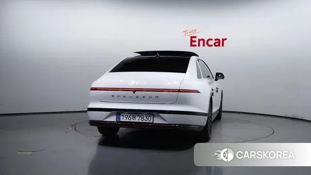 Hyundai Grandeur Hybrid (GN7) id 2968671 из Кореи 14