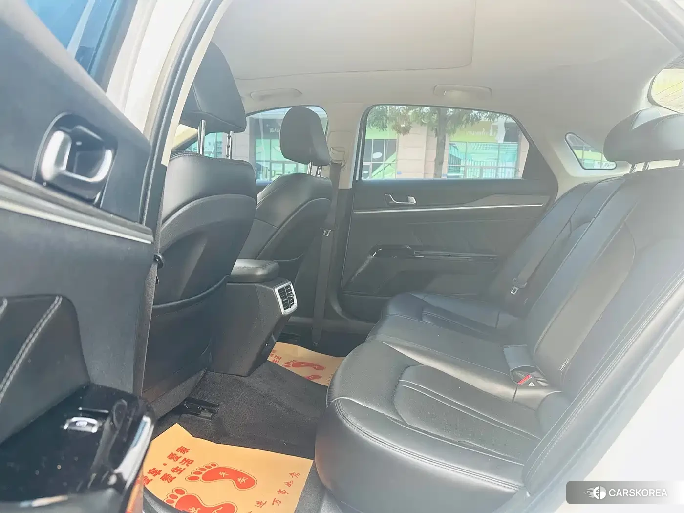 Kia K5 2022 Белый из Китая, фото 4