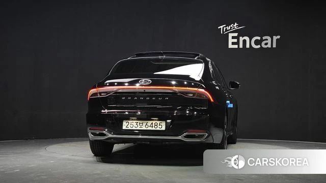 Hyundai The New Grandeur IG Hybrid id 4687809 из Кореи 24