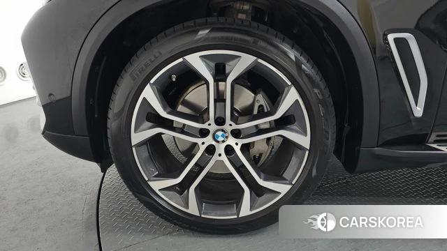 BMW X5 (G05) id 3839153 из Кореи 14