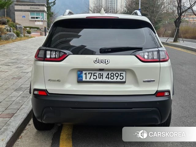Jeep Cherokee (KL) id 3845844 из Кореи 14