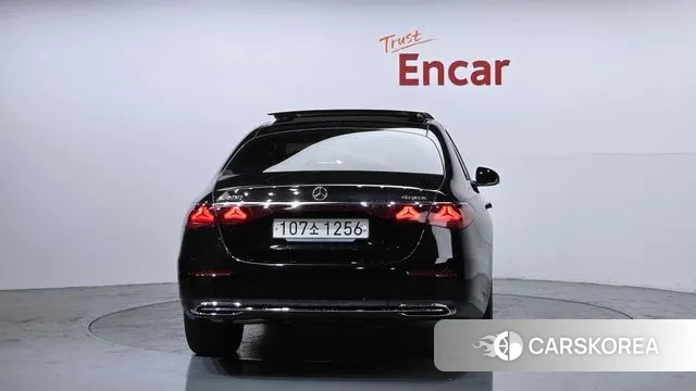 Mercedes-Benz E-Class W214 id 3684668 из Кореи 14