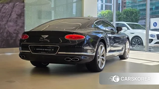 Bentley Continental GT 3rd Generation 2023 Черный из Кореи, фото 6