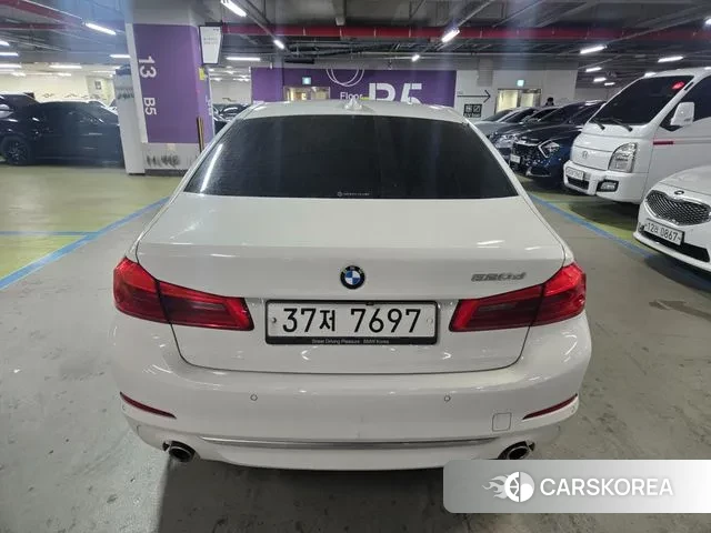 BMW 5 Series (G30) id 3449387 из Кореи 9