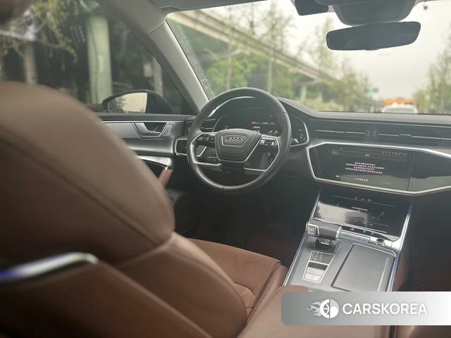 Audi A7L id 4276802 из Китая 14