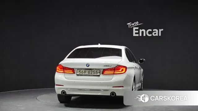 BMW 5 Series (G30) id 3602268 из Кореи 14