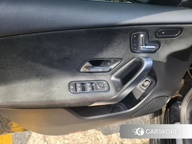 Mercedes-Benz A-Class W177 2023 Черный из Кореи, фото 4