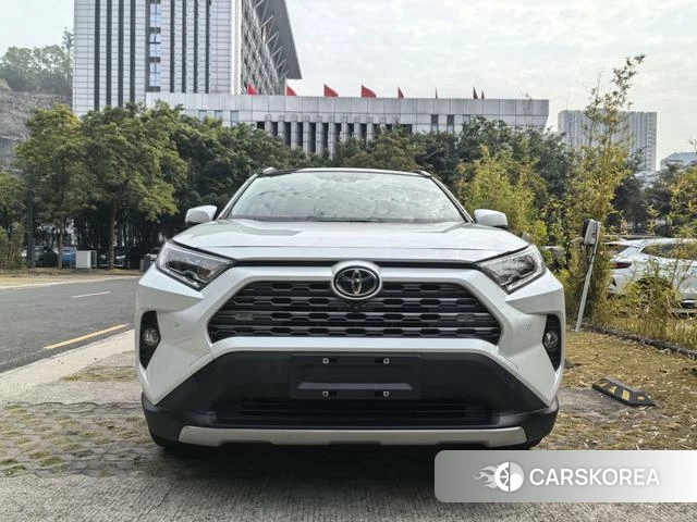 Toyota RAV4 Rongfang 2022 Белый из Китая, фото 5
