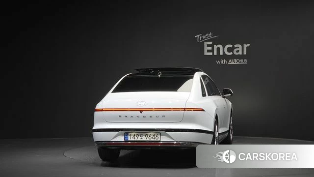 Hyundai Grandeur Hybrid (GN7) id 3864508 из Кореи 14