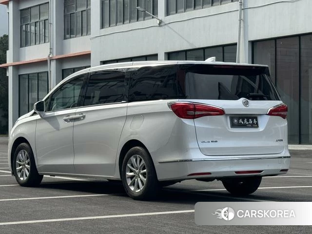 Buick GL8 id 4238709 из Китая 8
