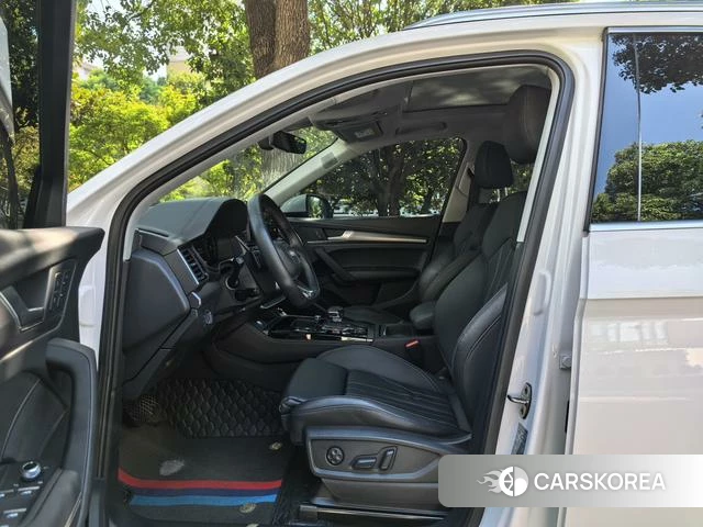 Audi Q5L 2022 Белый из Китая, фото 4