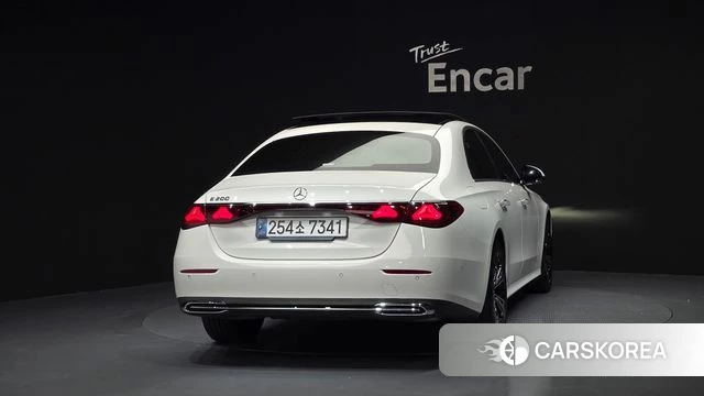 Mercedes-Benz E-Class W214 id 4847550 из Кореи 24