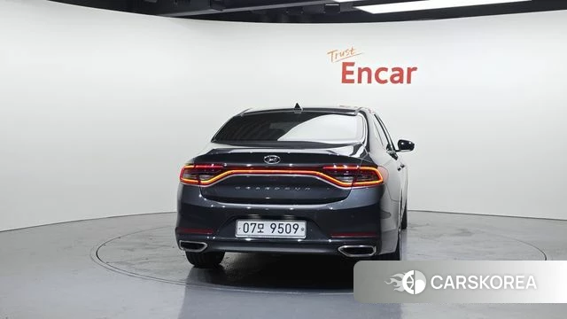 Hyundai Grandeur IG id 3829310 из Кореи 14