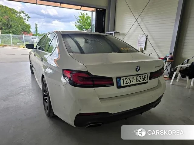 BMW 5 Series (G30) id 3054113 из Кореи 13