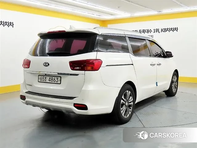 Kia The New Carnival id 3631934 из Кореи 14