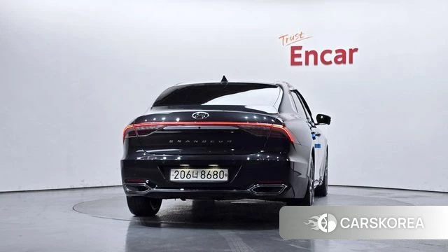 Hyundai The New Grandeur IG id 4196638 из Кореи 29