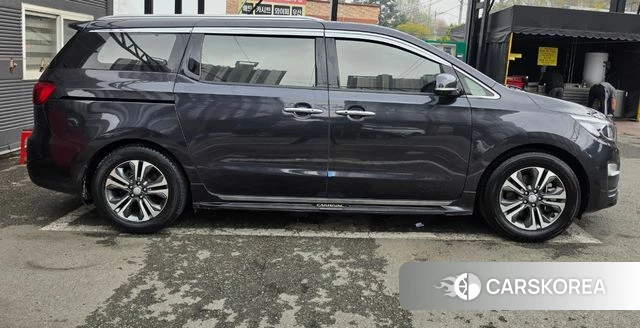 Kia The New Carnival id 3936386 из Кореи 14