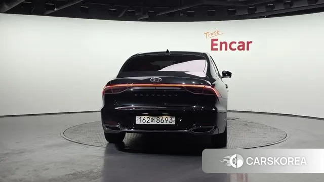 Hyundai The New Grandeur IG id 3616116 из Кореи 14