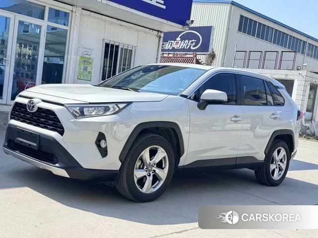 Toyota RAV4 Rongfang 2021 Серебристо-серый из Китая, фото 4