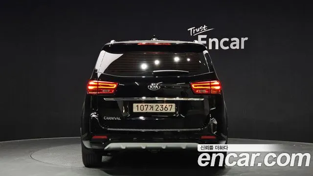 Kia The New Carnival id 2601821 из Кореи 14