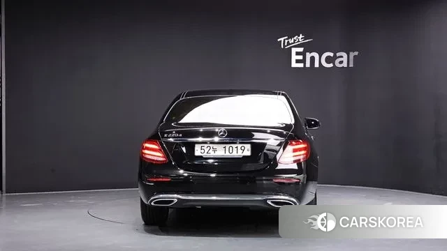 Mercedes-Benz E-Class W213 id 3055332 из Кореи 14